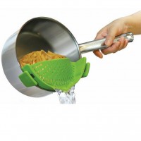 Fits all Pots and Bowls Silicone Snap 'N Strain Strainer Clip On Strainer